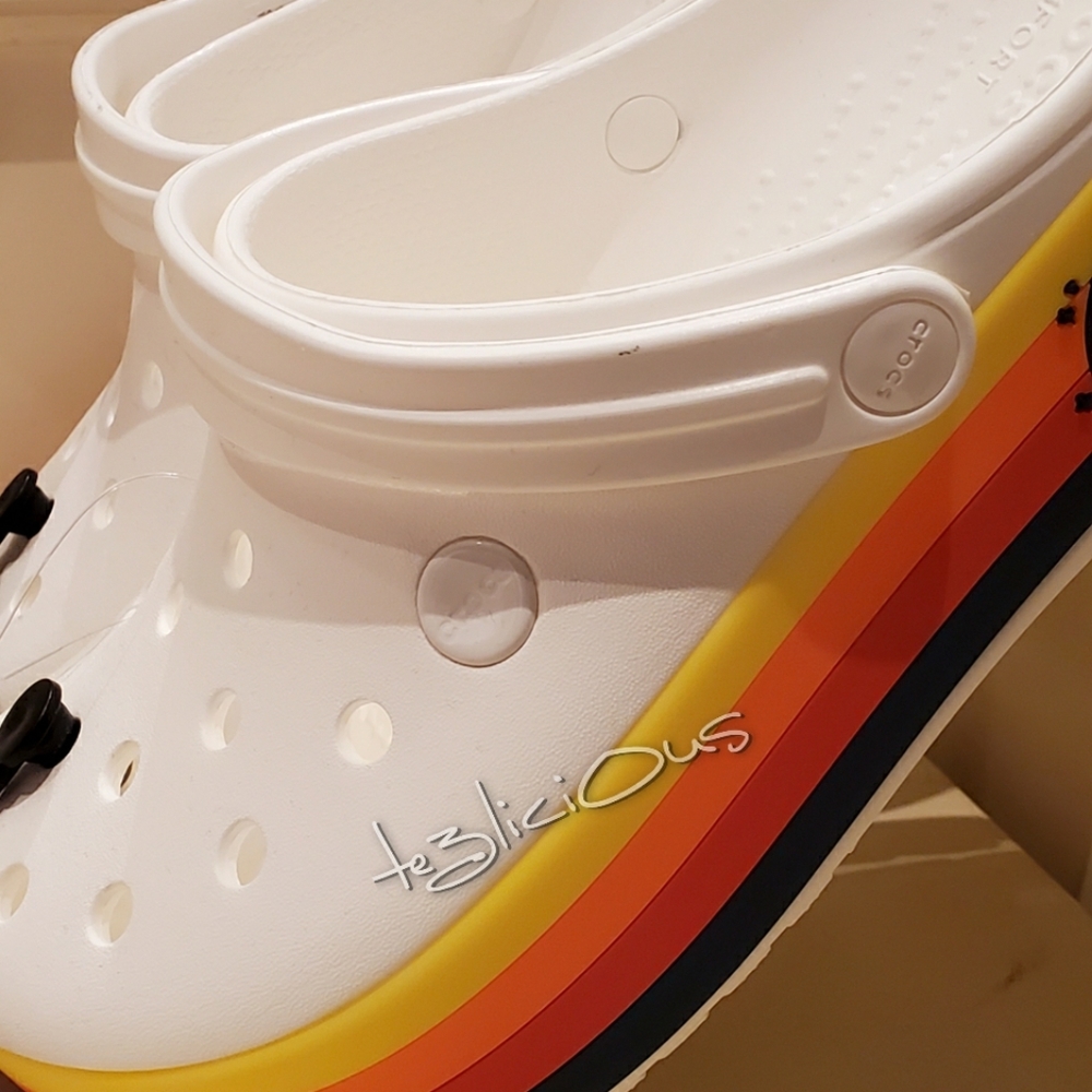 DISNEY PARKS RETRO PLATFORM CROCS - Picture 5 of 8